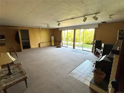 View 16