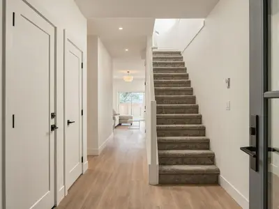View 24
