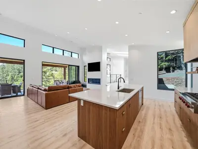View 24