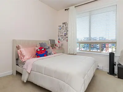 View 16