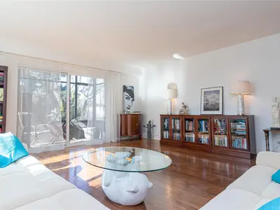 View 8