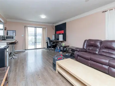 View 25