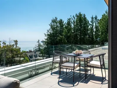 View 25