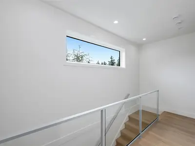 View 32