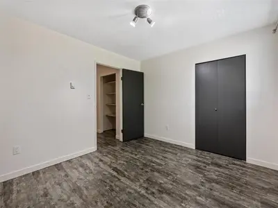 View 23