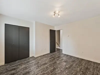 View 28