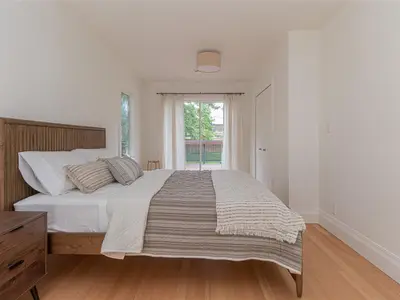View 32