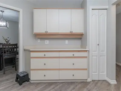 View 10