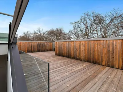 View 25