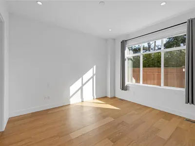 View 25
