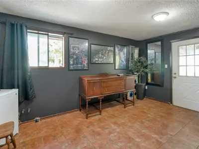 View 25