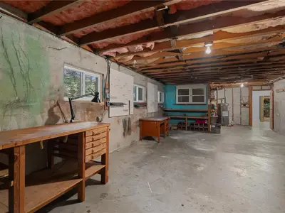 View 32
