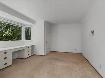 View 18