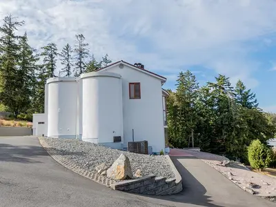 View 10