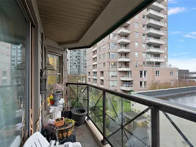 View 18