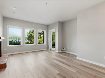 View 10