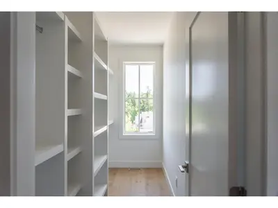 View 16