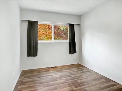 View 18