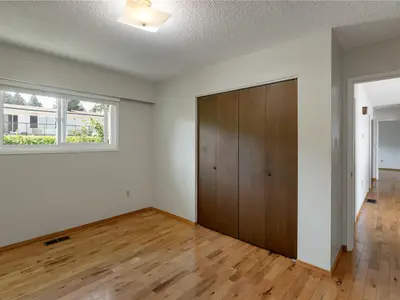View 32