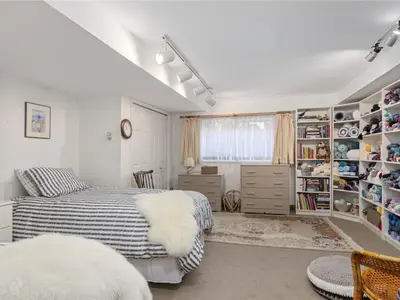 View 32