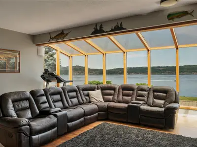 View 16