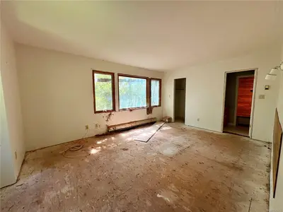 View 32