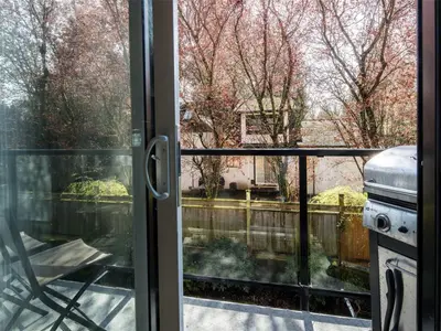 View 8
