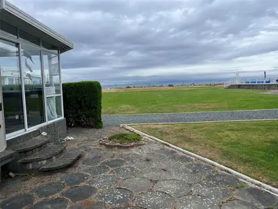 View 10