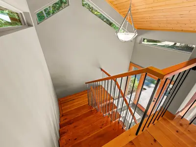 View 24