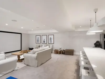 View 32