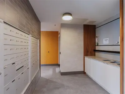 View 32