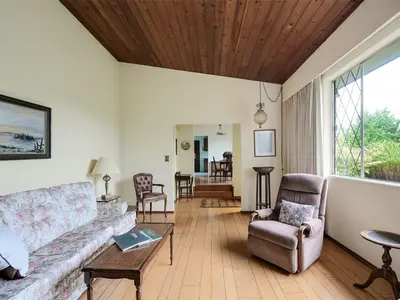 View 8