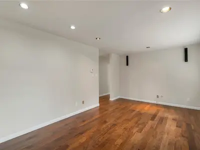 View 25