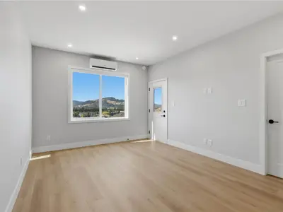 View 25