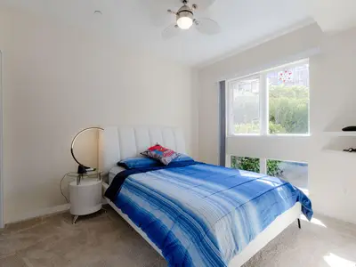 View 32