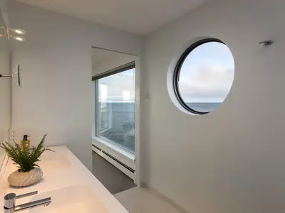 View 32