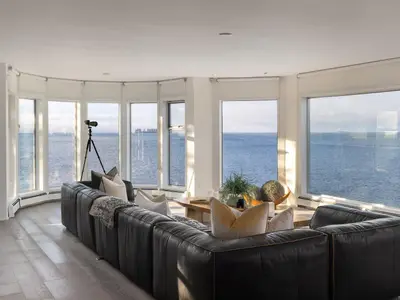 View 8