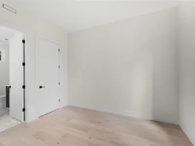 View 16