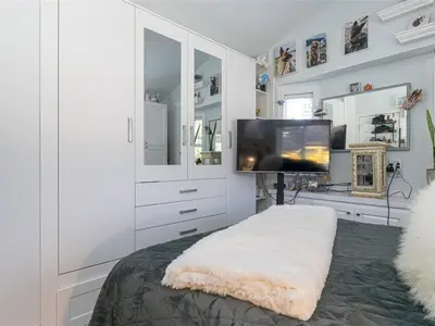 View 18