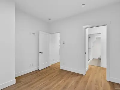 View 16