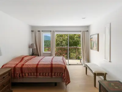 View 10