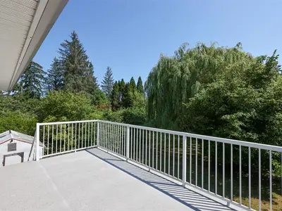 View 16