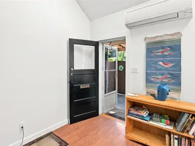 View 32
