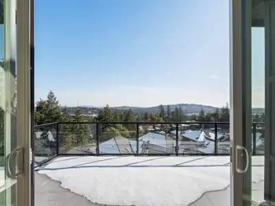 View 32