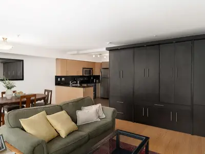 View 8