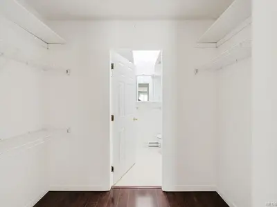View 32