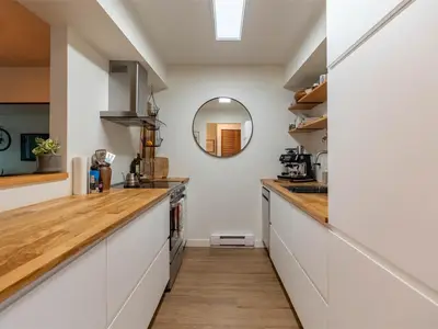 View 8