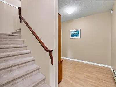 View 32