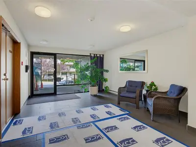 View 18