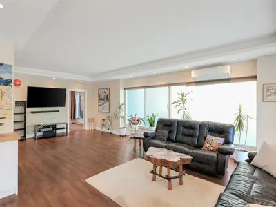 View 12